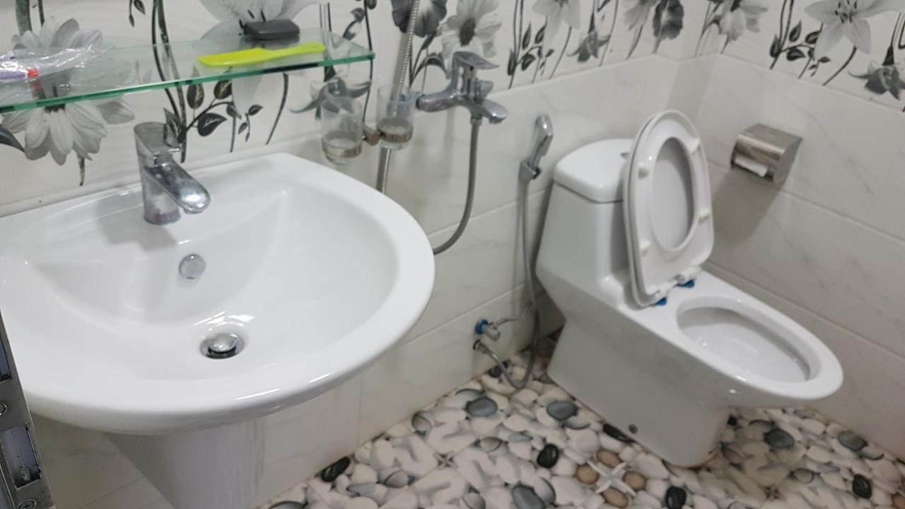 هانوي Love Hotel Near Ha Dong General Hospital المظهر الخارجي الصورة